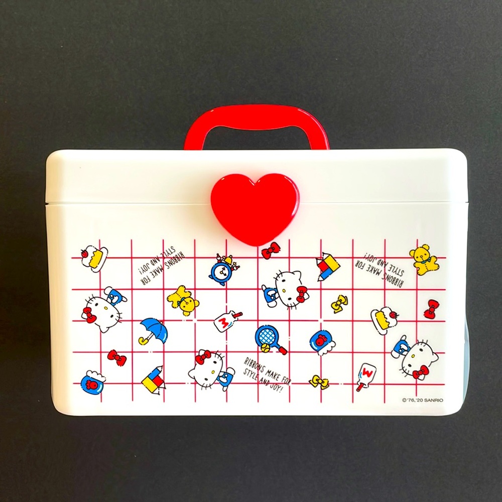Hello Kitty Cosmetic Case